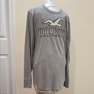 Men’s Hollister California Gray Longe Sleeve Tee (sz M)